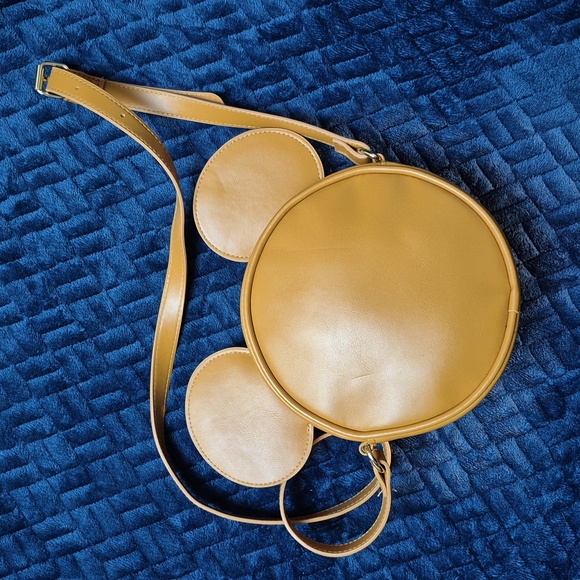 Bioworld Waffle Mickey Mouse Crossbody Bag New With Tags - Picture 5 of 17